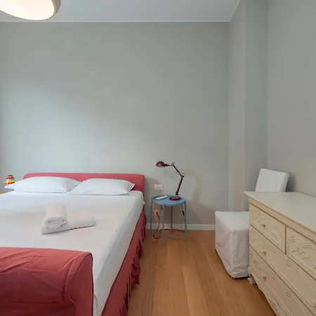 Luxury - Sambuco 5 * Milano